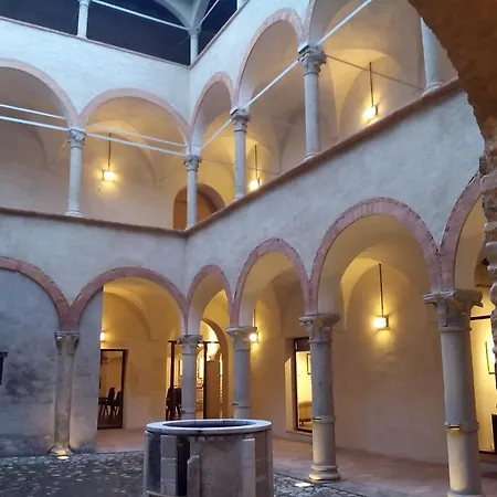 ホテル Select モンテッキオ・エミーリア