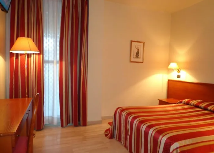 Select Ξενοδοχείο 3*