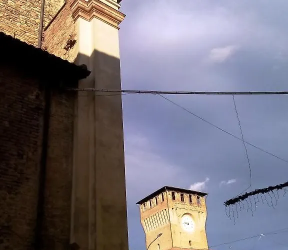 Select 3* モンテッキオ・エミーリア