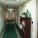 Select Hotel