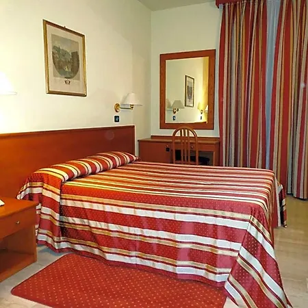 Hotel Select 3*