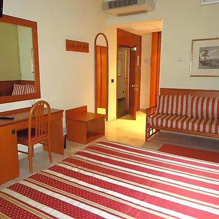 Hotel Select