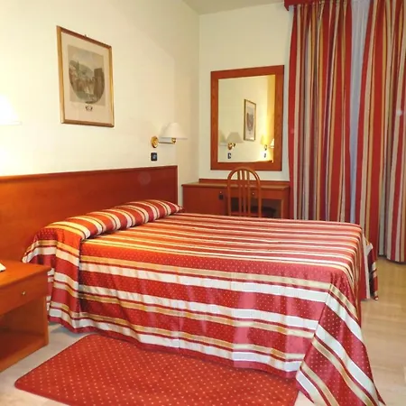 Select Hotel